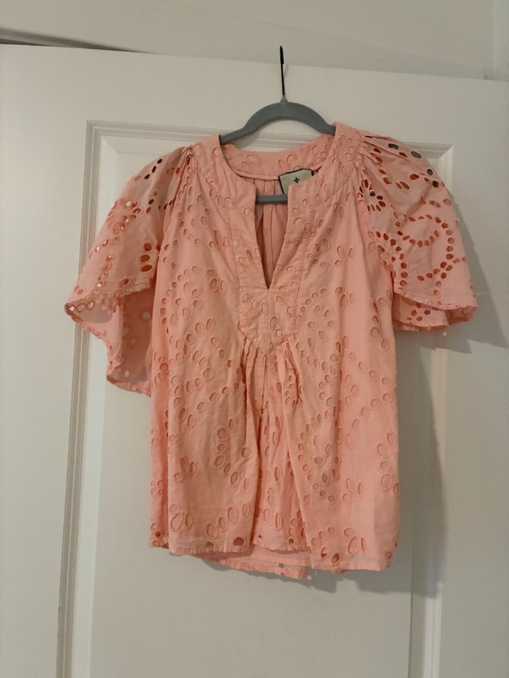 Tuckernuck Pink Salt Eyelet Finley Flutter Sleeve Top XXS - Picture 2 of 4